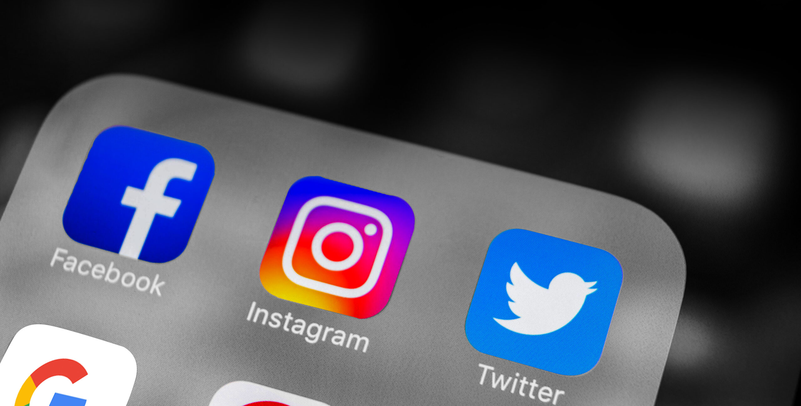 Facebook, Instagram, Google and Twitter icons, real estate social media marketing